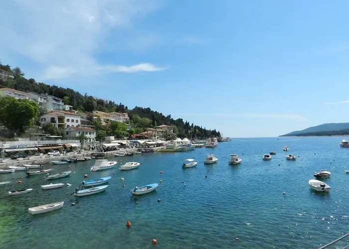 Dee's House And Pool 펜션