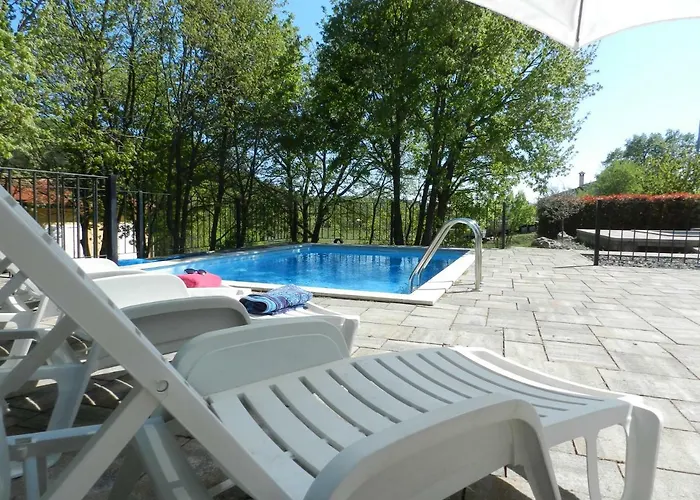 Dee's House And Pool Casa vacanze