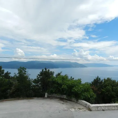 Dee's House&pool Vakantiehuis *